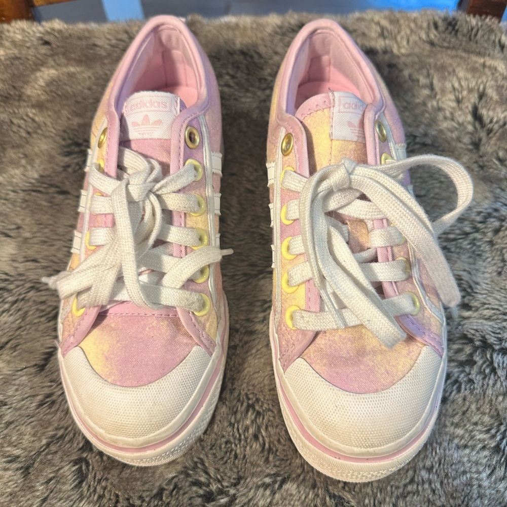 ADIDAS NIZZA Platform Pink & Yellow Canvas Girls Sneakers, Size 4 - Picture 6 of 8